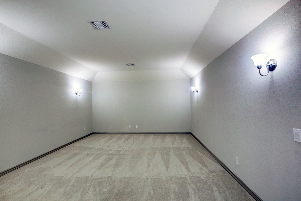 9643 Thimbleweed Drive - Photo 42