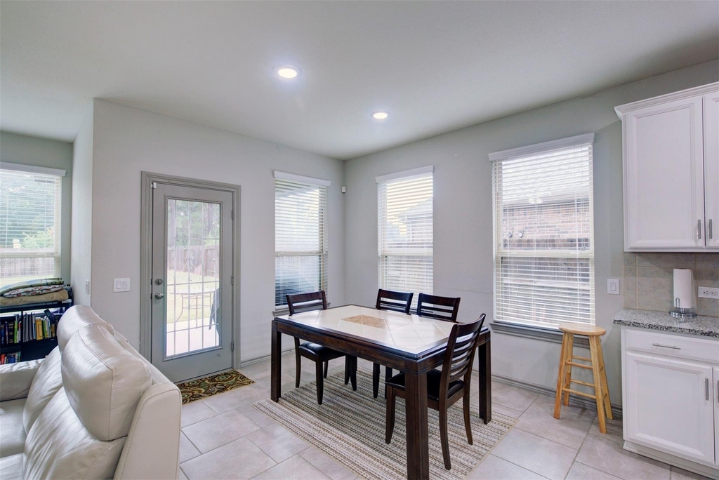 9643 Thimbleweed Drive - Photo 11