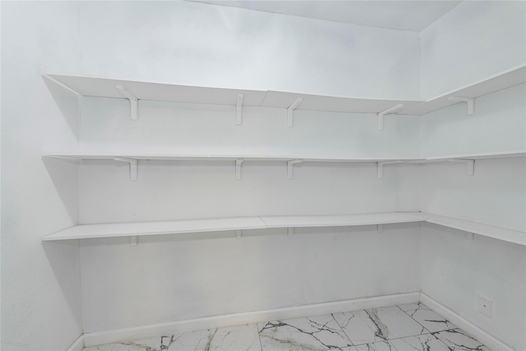 2511 Meadow Lane - Photo 8