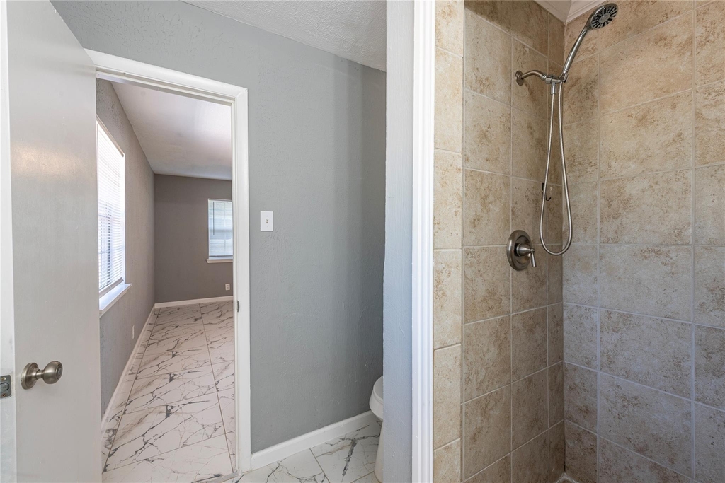 2511 Meadow Lane - Photo 18