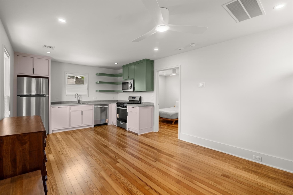 717 Arlington Street - Photo 6