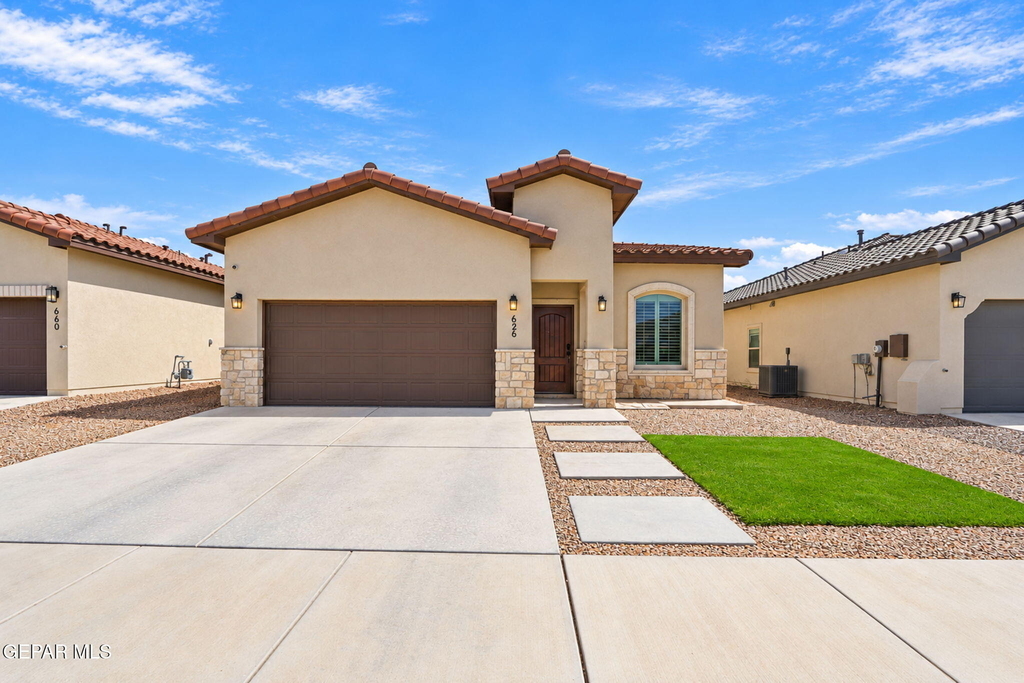 656 Paseo Dulce Avenue - Photo 0