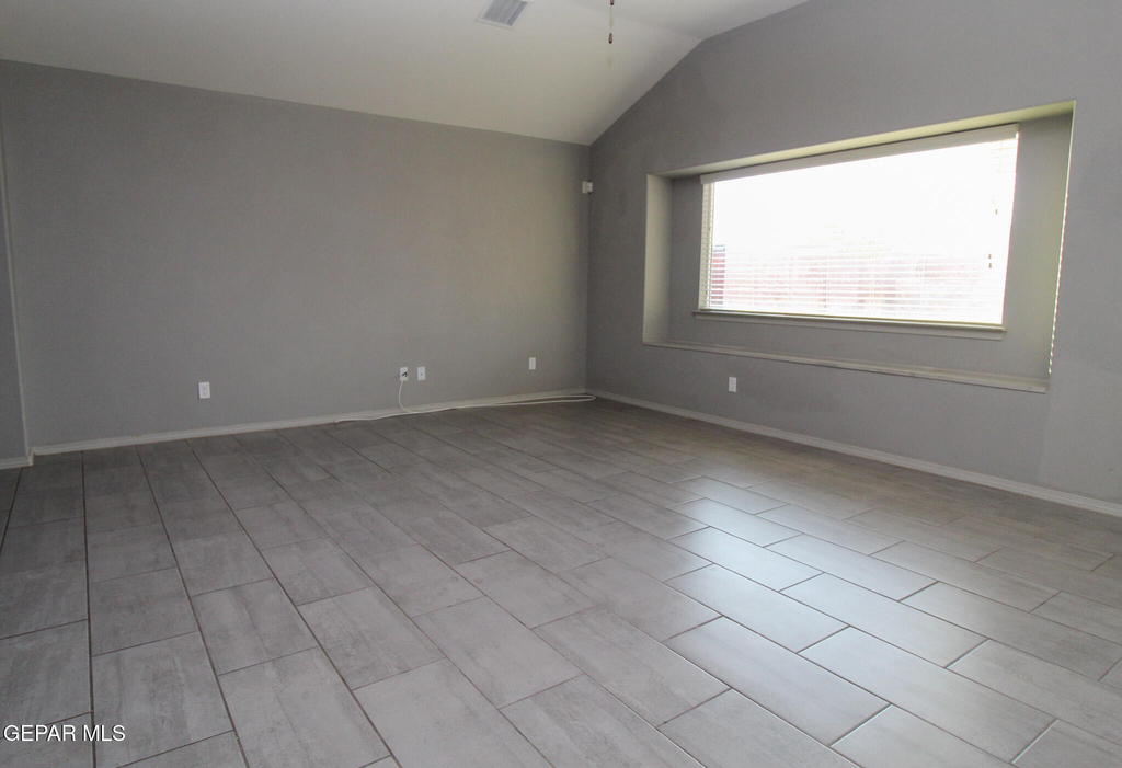 12741 Tre Maximiliano Avenue - Photo 7