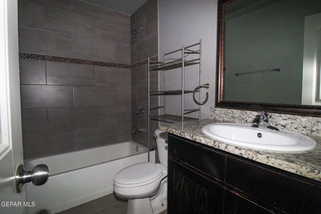 12741 Tre Maximiliano Avenue - Photo 12