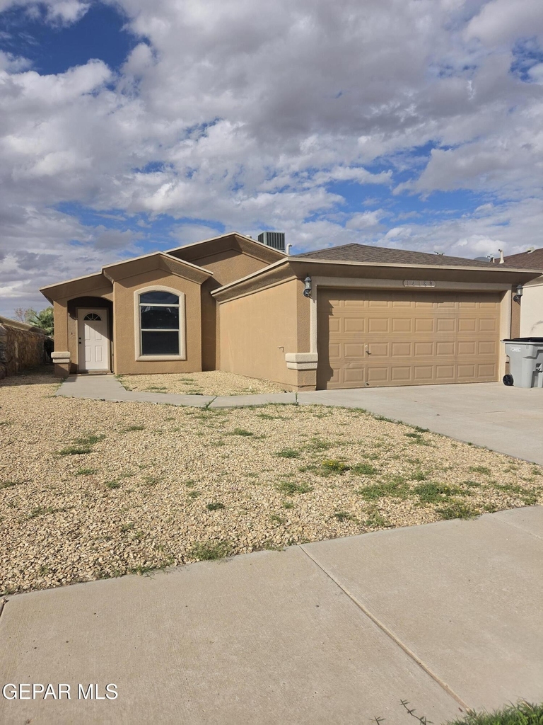 14189 N Point Avenue - Photo 0