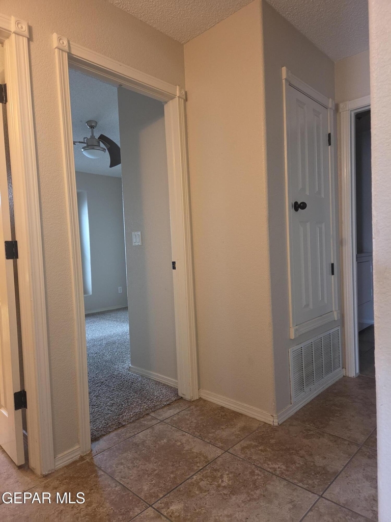 14189 N Point Avenue - Photo 9