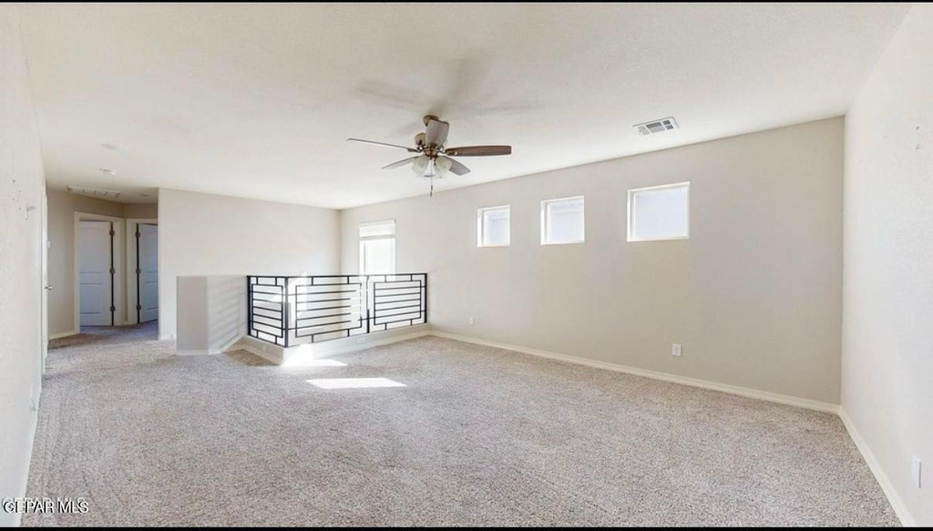 14925 Pebble Hills Boulevard - Photo 7