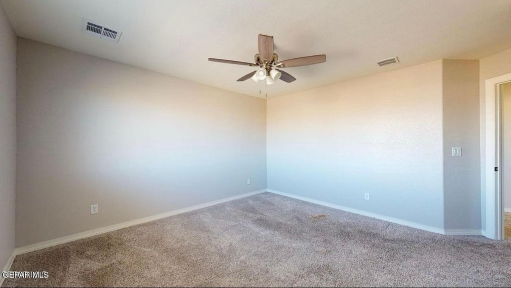 14925 Pebble Hills Boulevard - Photo 16