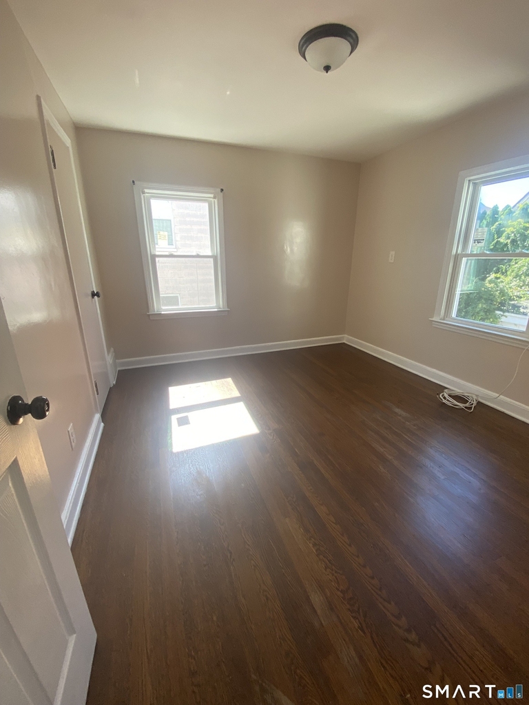 139 Sage Avenue - Photo 3