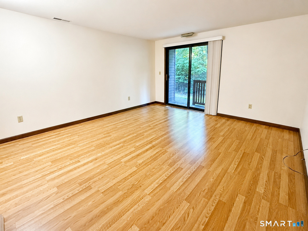 27 Harrison Street - Photo 4