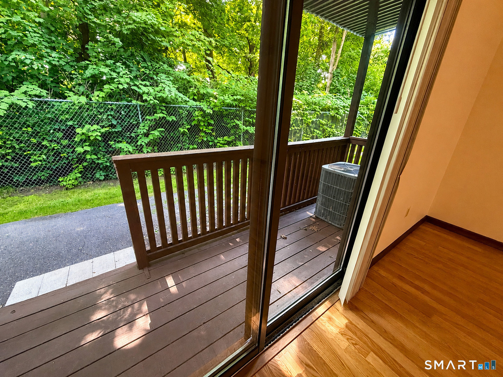 27 Harrison Street - Photo 15