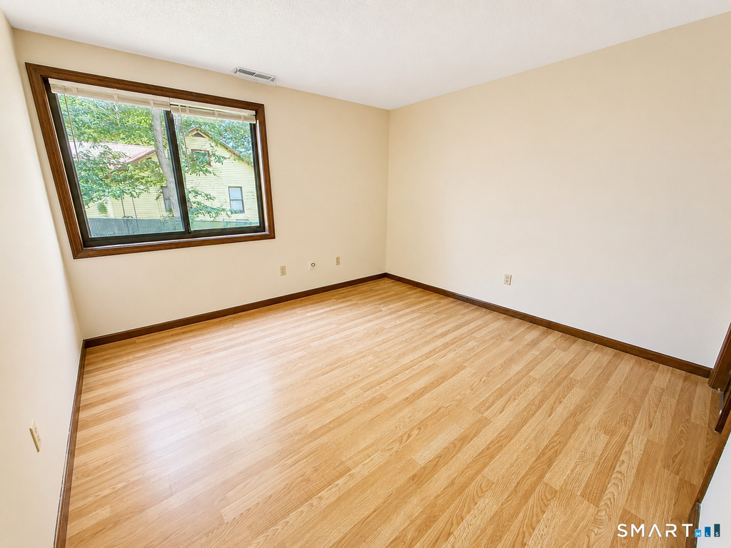 27 Harrison Street - Photo 13