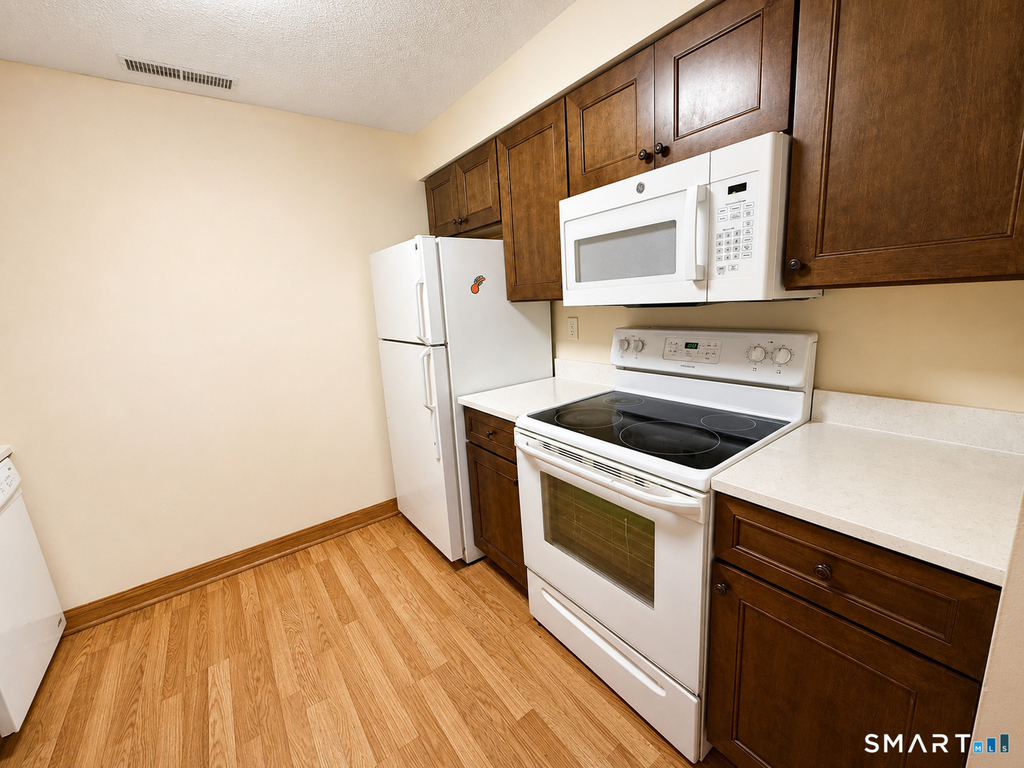 27 Harrison Street - Photo 7
