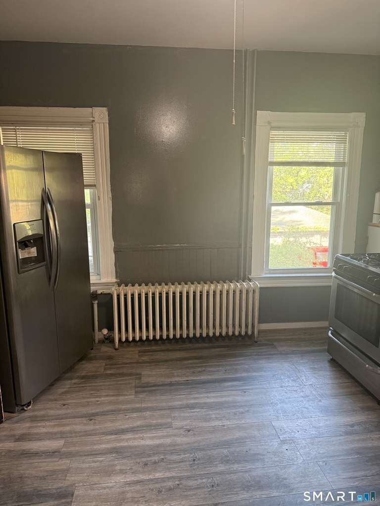 107 Hungerford Street - Photo 6