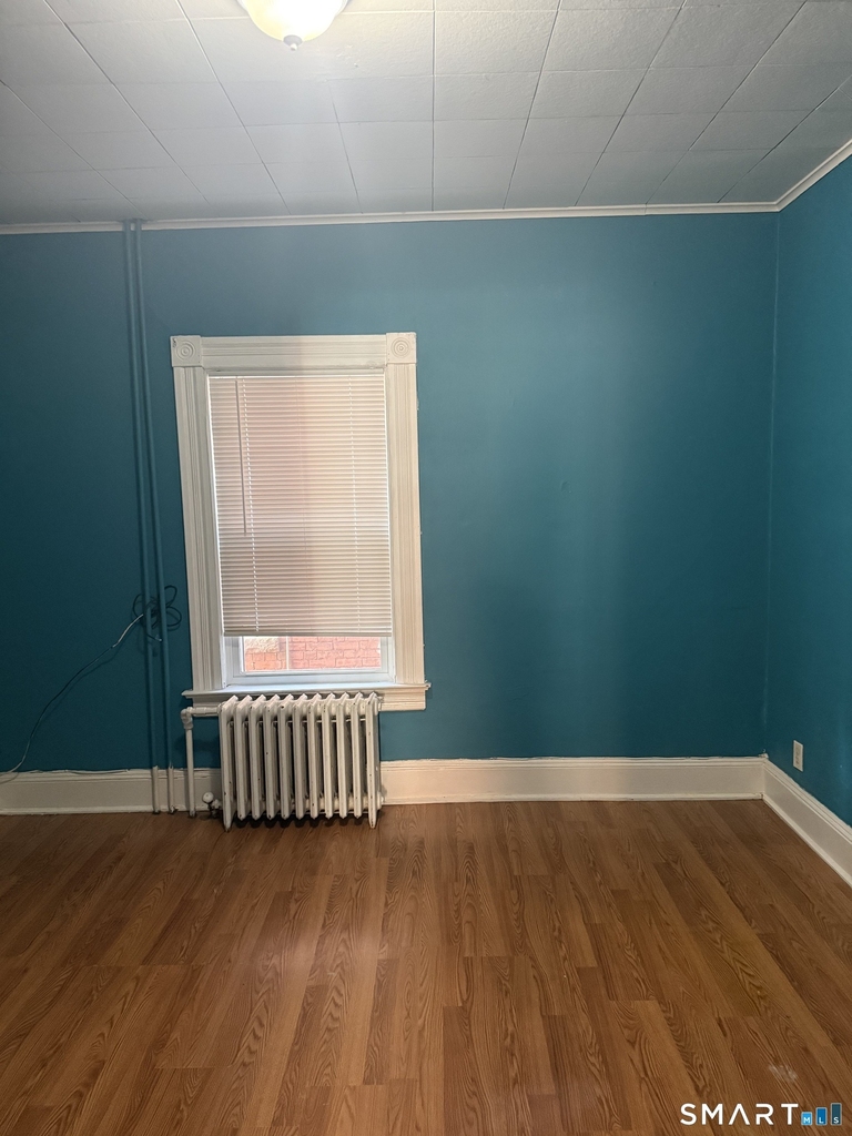 107 Hungerford Street - Photo 2