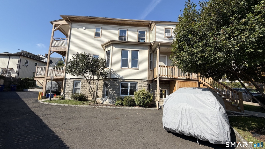 55 Hansen Avenue - Photo 2