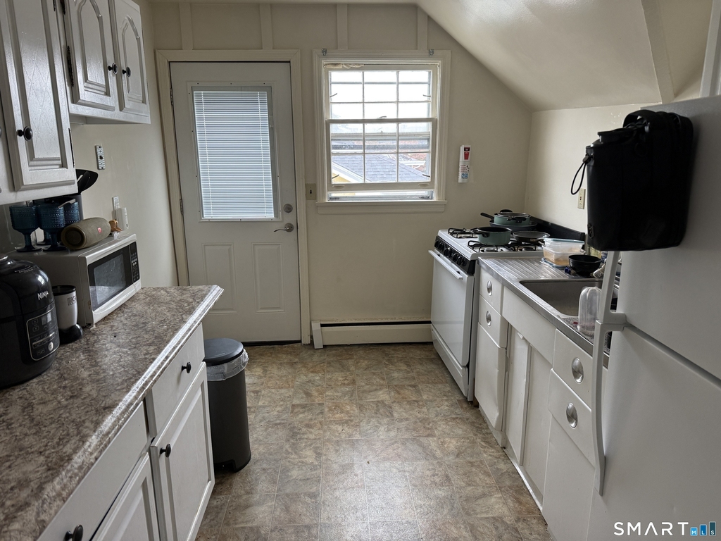 19 Berkeley Street - Photo 3