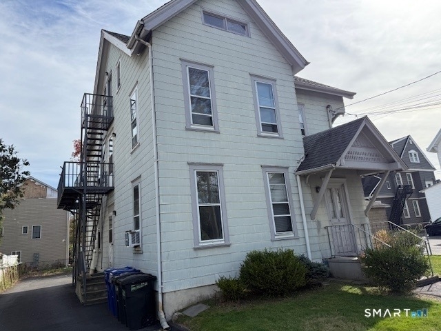 19 Berkeley Street - Photo 2