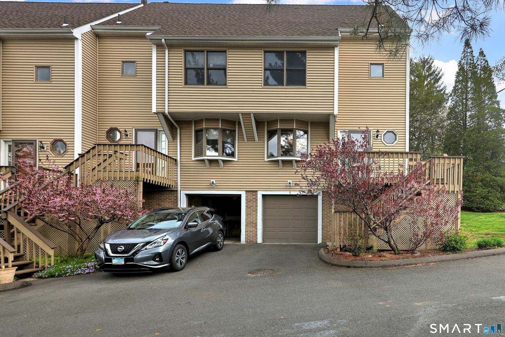 7 De Marchis Drive - Photo 1