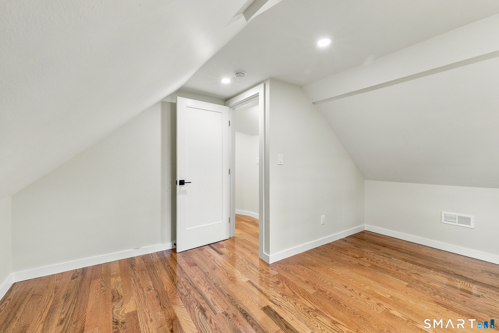 678 Farmington Avenue - Photo 15