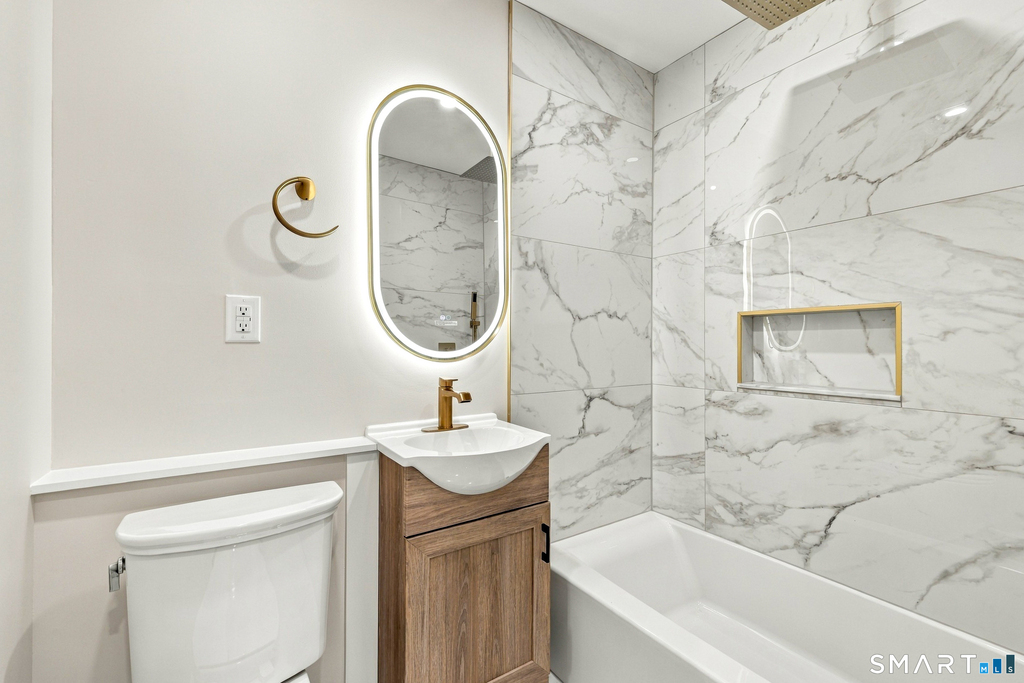 678 Farmington Avenue - Photo 8