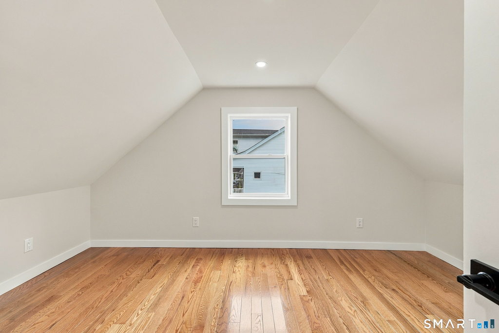 678 Farmington Avenue - Photo 16