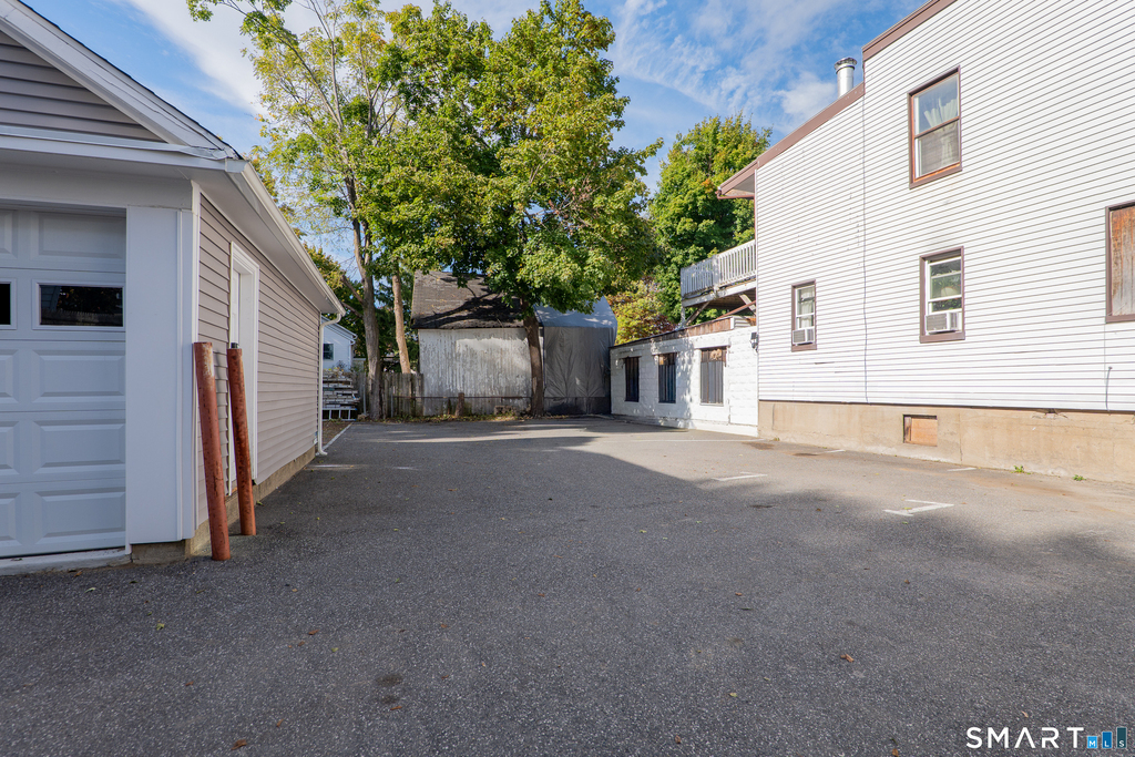9 Hoyt Street - Photo 17