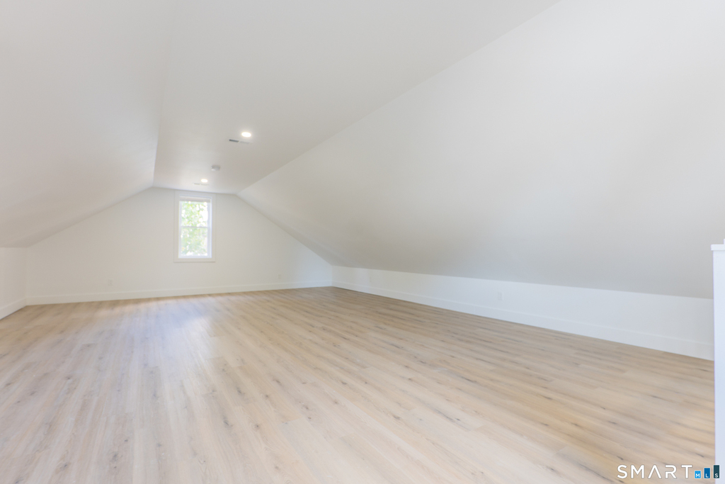 9 Hoyt Street - Photo 13