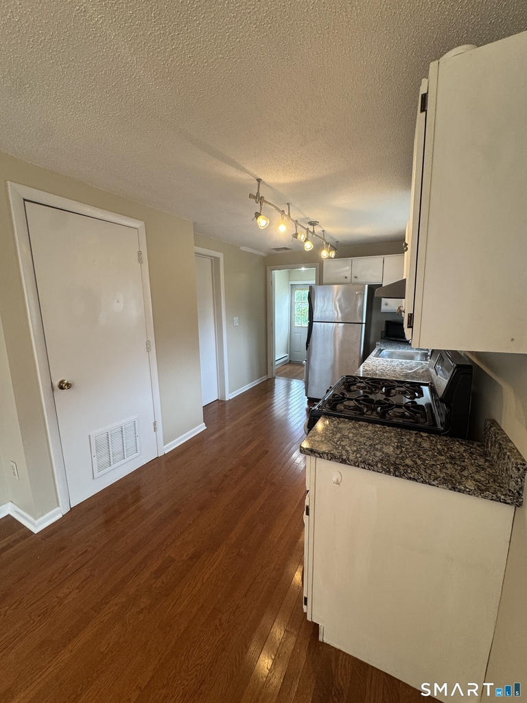 115 Whitfield Street - Photo 3