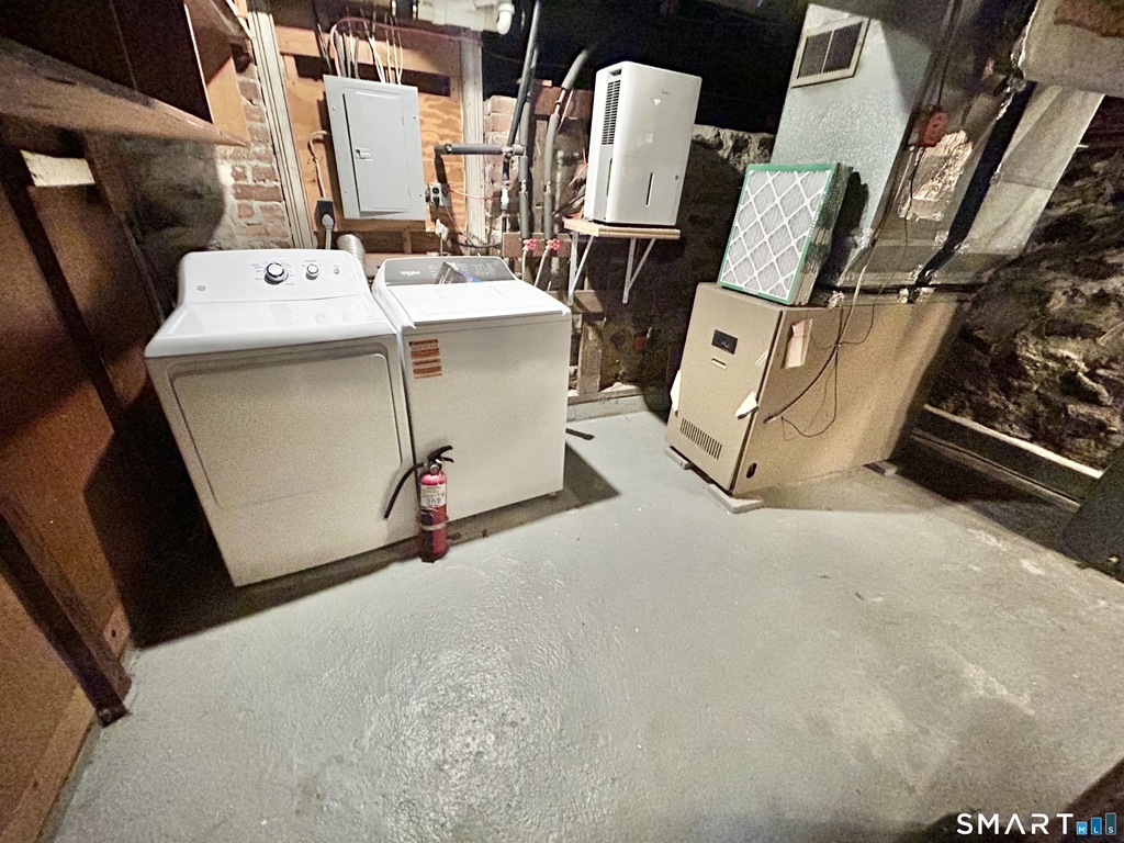 241 Cottage Street - Photo 16