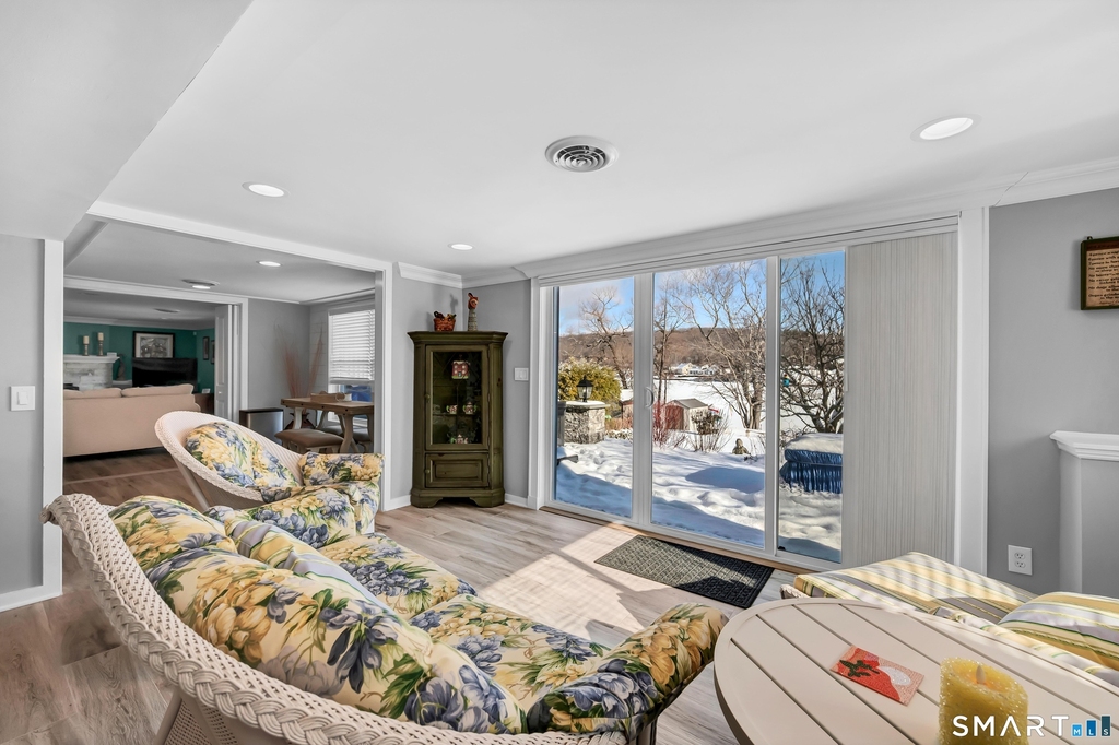 68 Lake Shore Drive - Photo 31