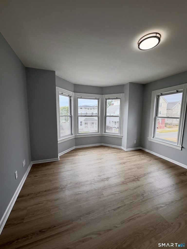 52 Clinton Avenue - Photo 9