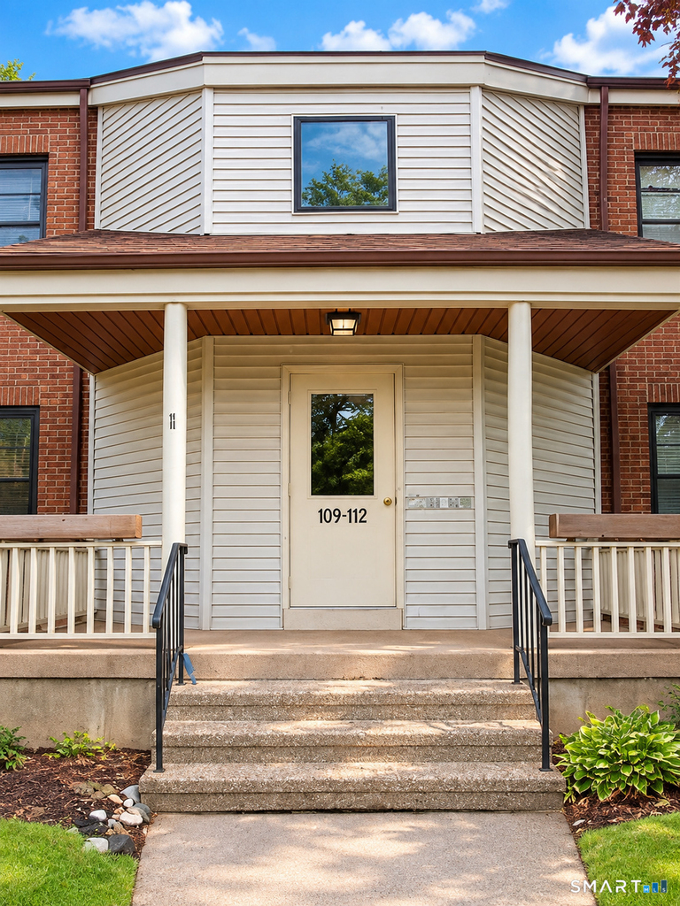 111 Wellington Drive - Photo 1