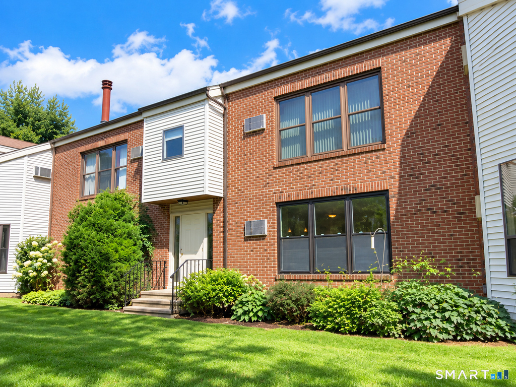 111 Wellington Drive - Photo 8