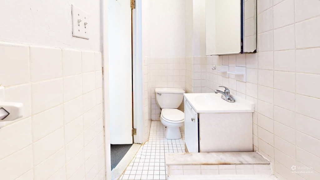 500 East 76th Street - Photo 3