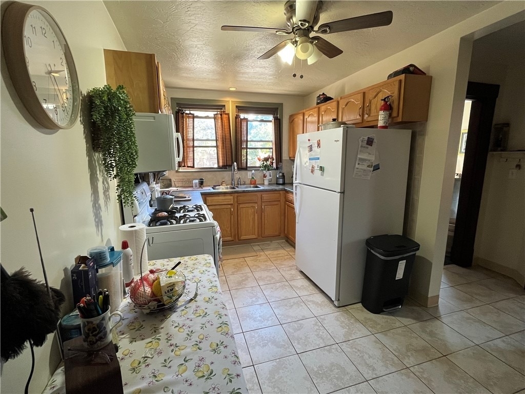 1601 Hillsdale Ave - Photo 21