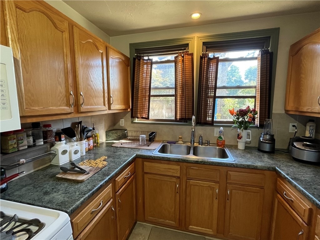 1601 Hillsdale Ave - Photo 20