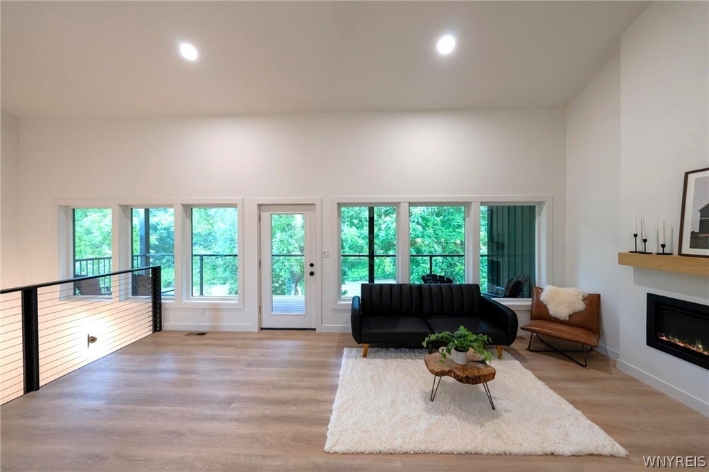 6220 Tonawanda Creek Road - Photo 5