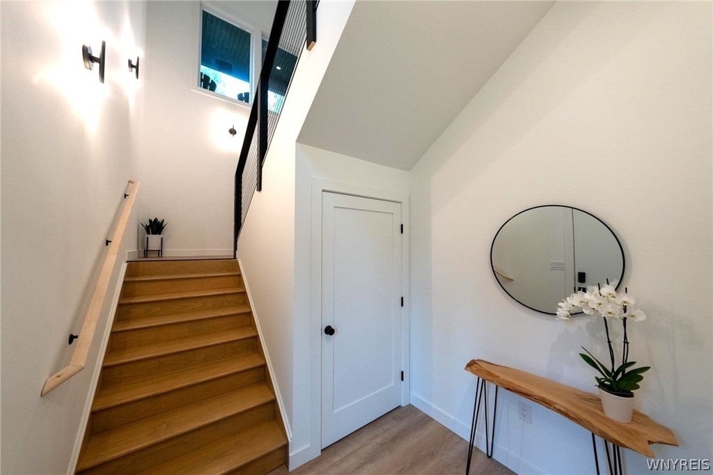 6220 Tonawanda Creek Road - Photo 10