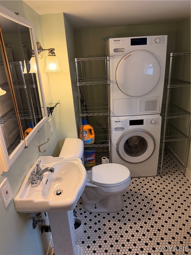 407 Summer Street - Photo 2