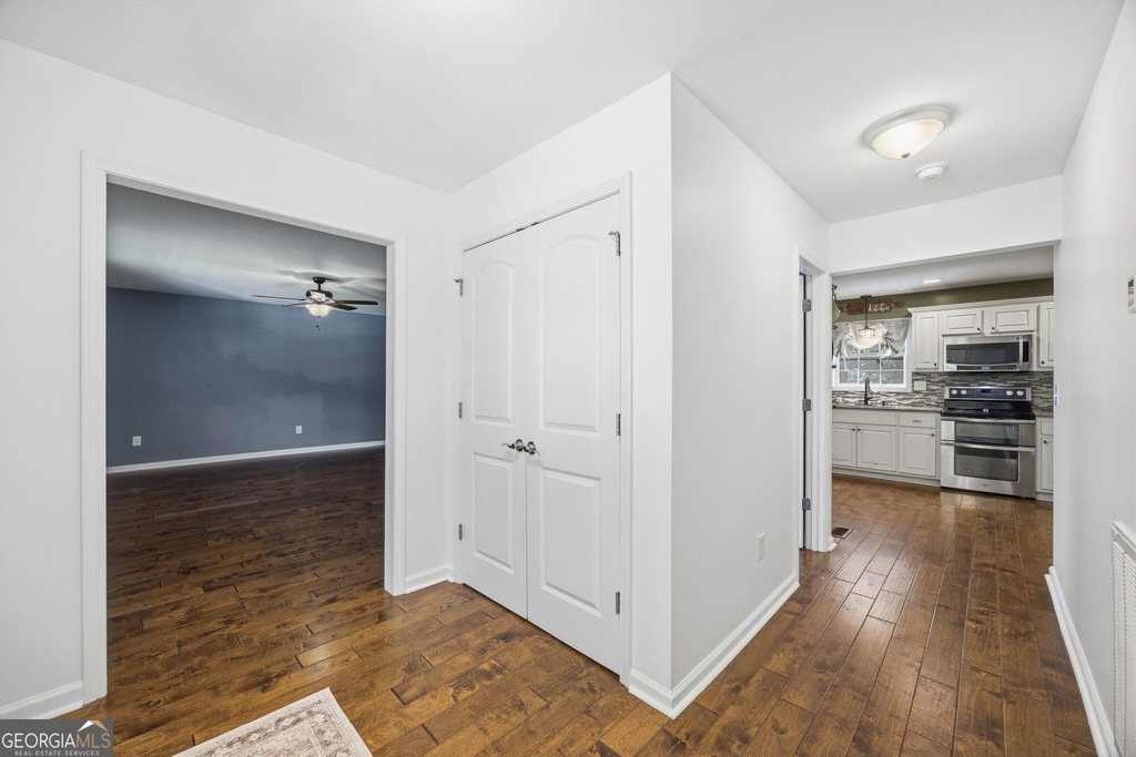 117 S Forest Road - Photo 5