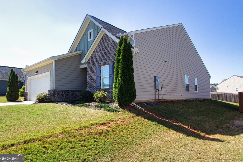 222 Sinclair Way - Photo 25
