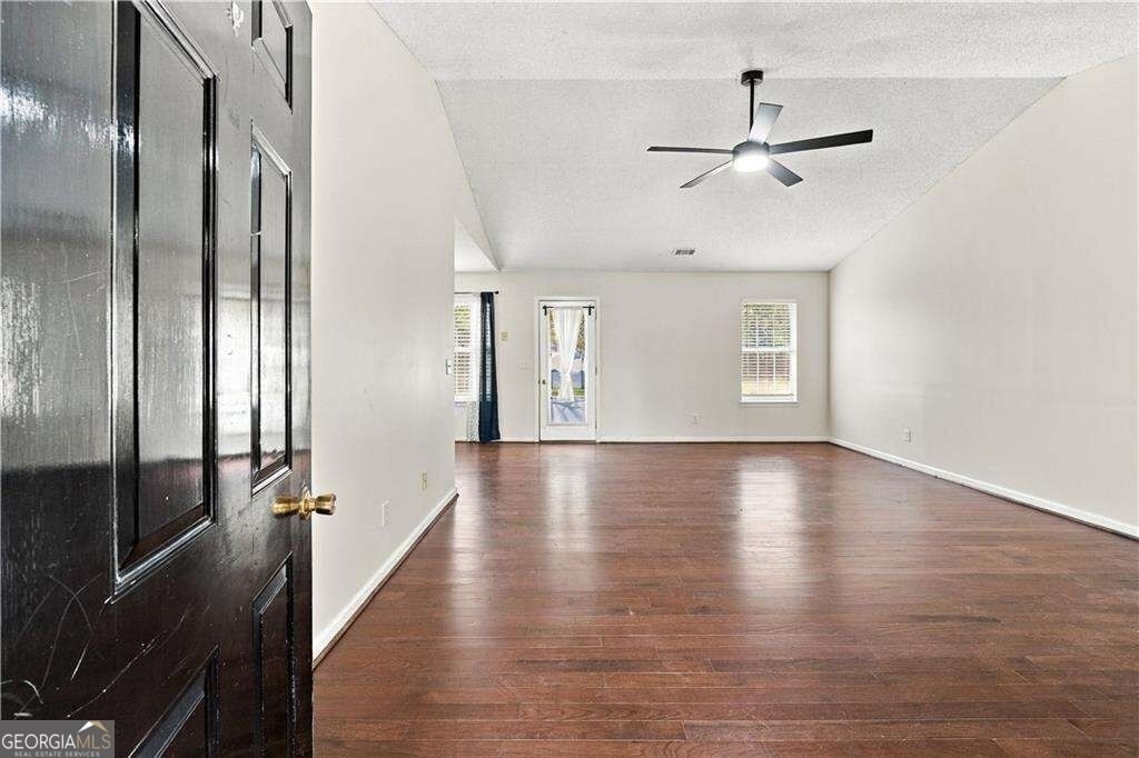 28 Autumn Ridge Drive - Photo 1