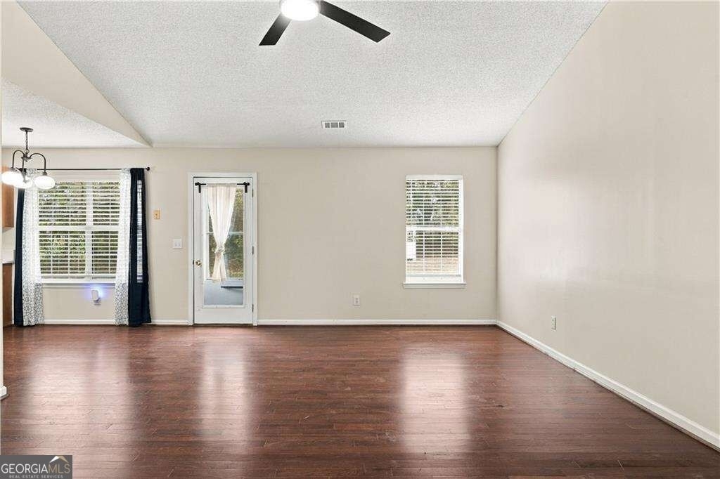 28 Autumn Ridge Drive - Photo 11