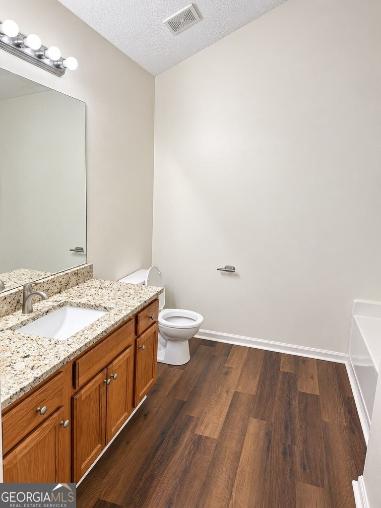 7632 Rutgers Circle - Photo 10
