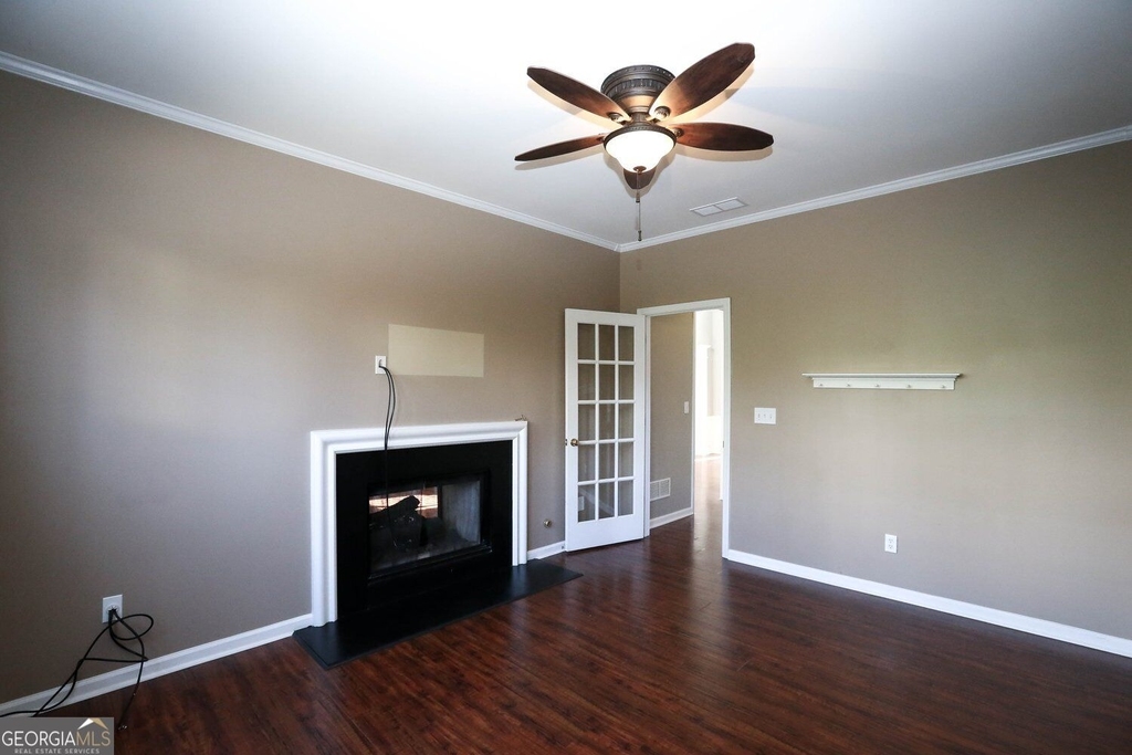 329 Coddington Court - Photo 28