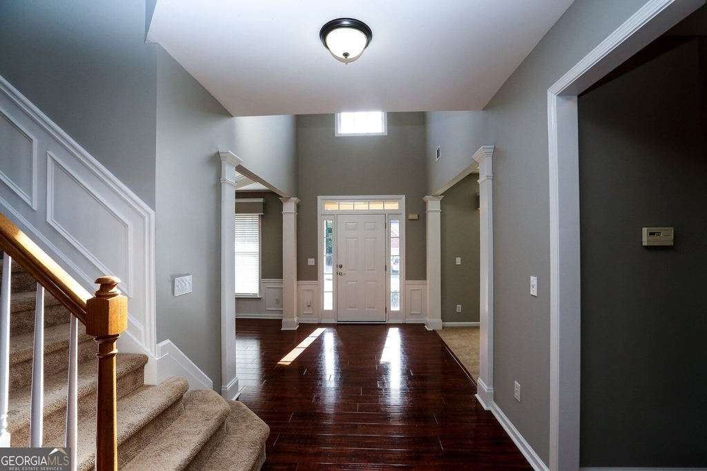 329 Coddington Court - Photo 8