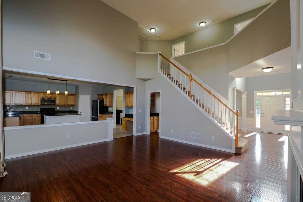329 Coddington Court - Photo 10