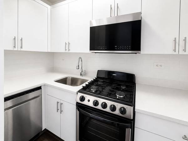 165 East 35th Street - Photo 2