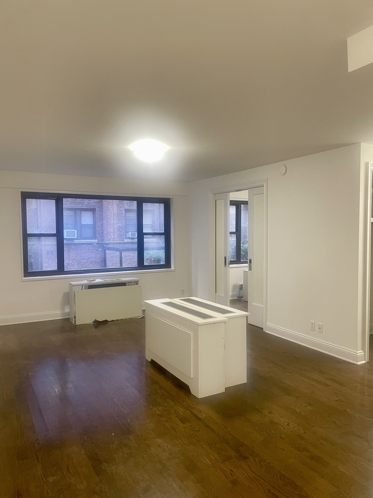 East 56th Street - Photo 1